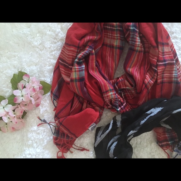 🌵FREE TO A BUNDLE $50 - Picture 2 of 4